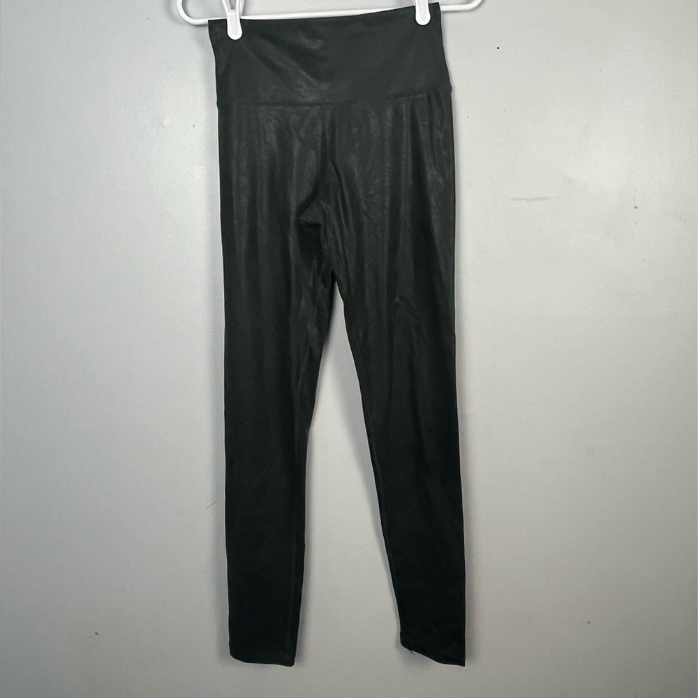 Offline by Aerie Soft Stretch Green Black Crackle Faux Leather Leggings Sz ML